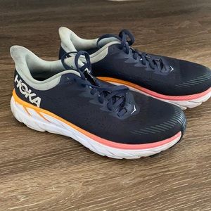 Hoka One One Clifton 7